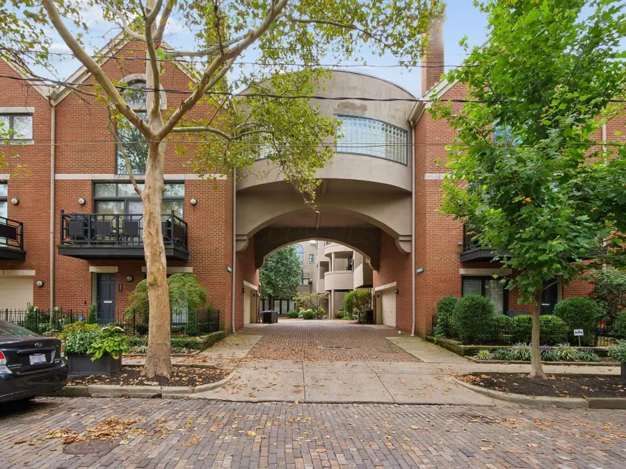 719 Sycamore Place, Columbus, OH 43206 - #2