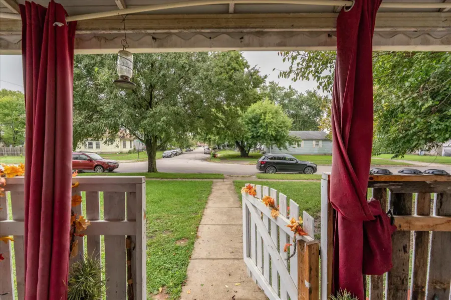 636 W Market Street, Washington Court House, OH 43160 - #3