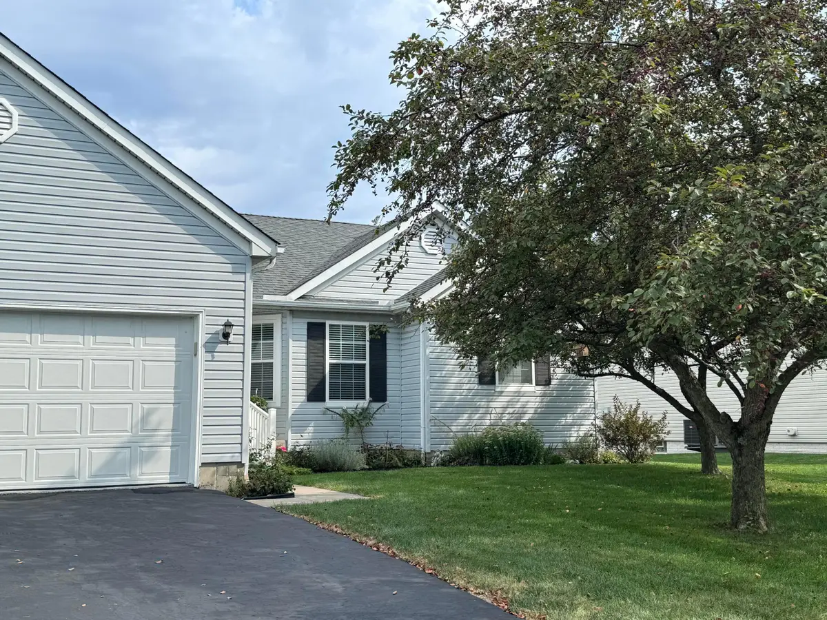 1610 Sapphire Drive, Grove City, OH 43123 - #1