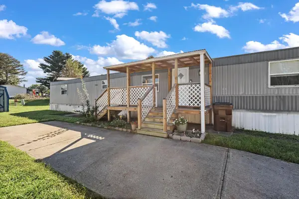 309 Mace Drive, Circleville, OH 43113