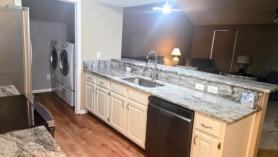 8059 Ivory Gull Circle, Pickerington, OH 43147 - #2