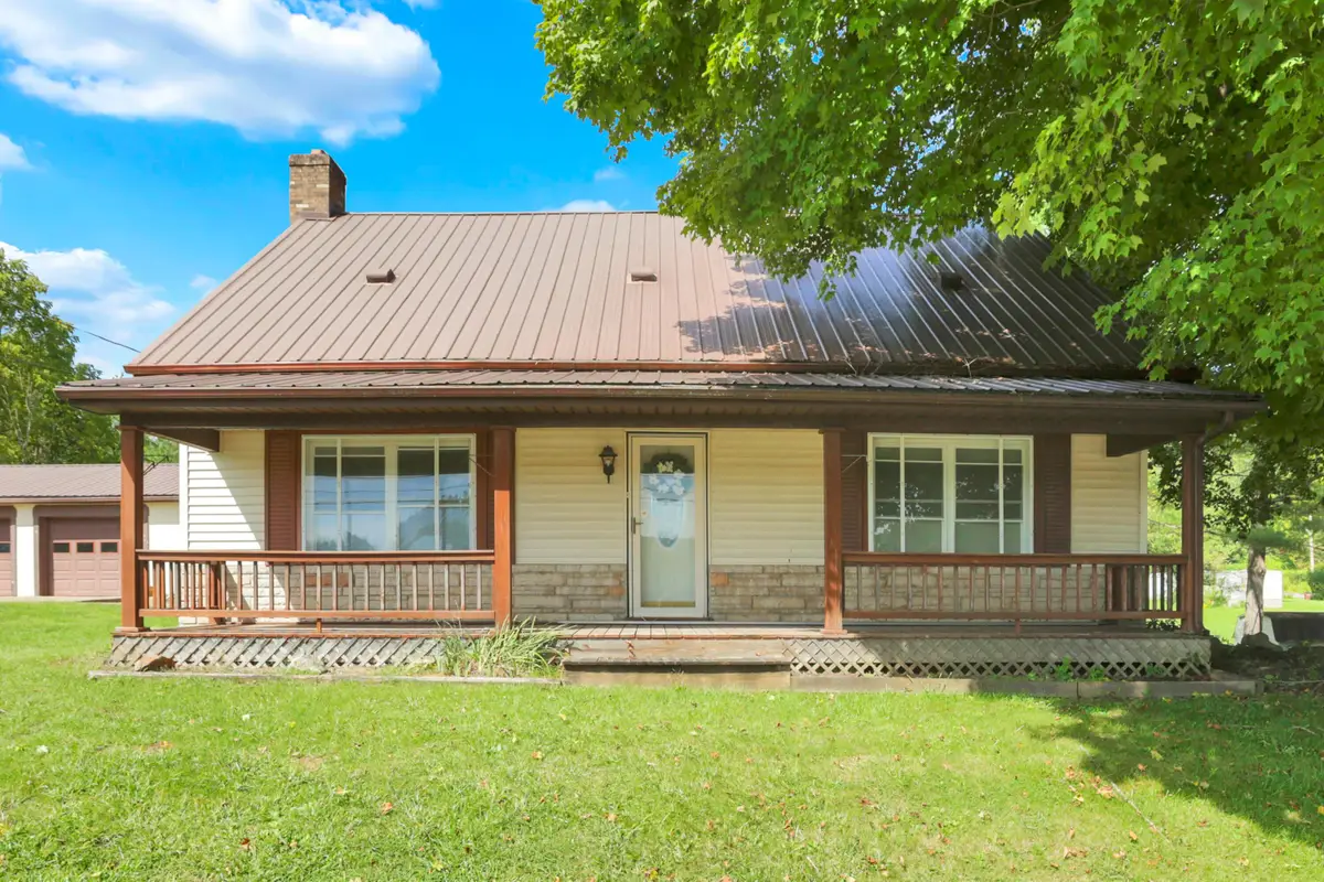 19460 State Route 180, Laurelville, OH 43135 - #1