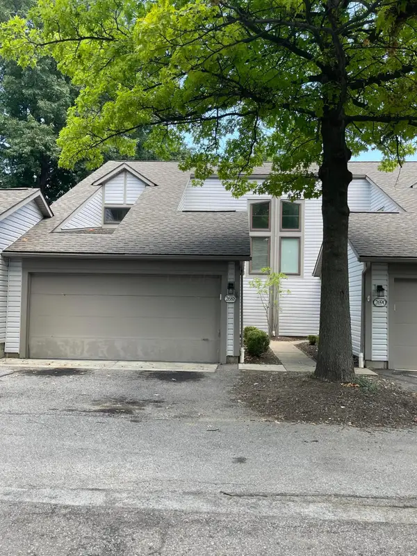 2688 Woodland Trail Drive, Columbus, OH 43231