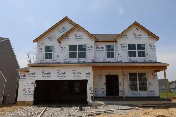 329 Merion Drive, Commercial Point, OH 43116