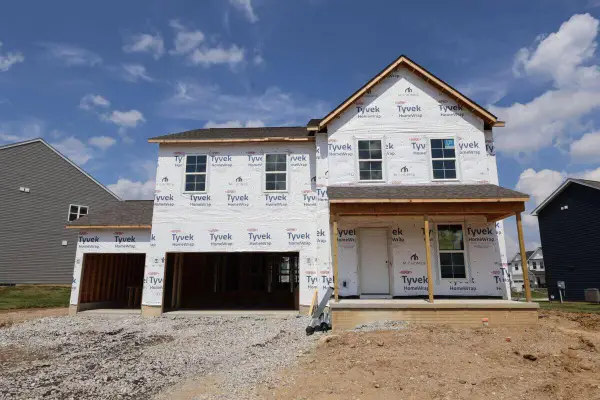 362 Oakmont Drive, Commercial Point, OH 43116