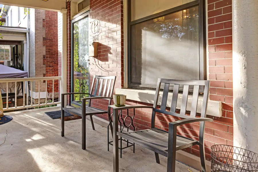356 W Hubbard Avenue, Columbus, OH 43215 - #2
