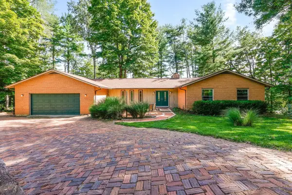 275 Pinetree Drive Ne, Granville, OH 43023
