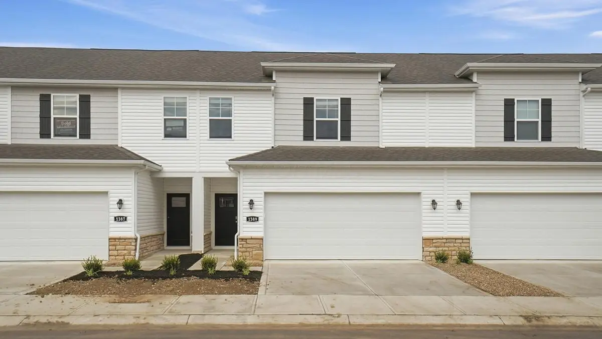 1389 Marinelli Drive E, Columbus, OH 43228 - #1