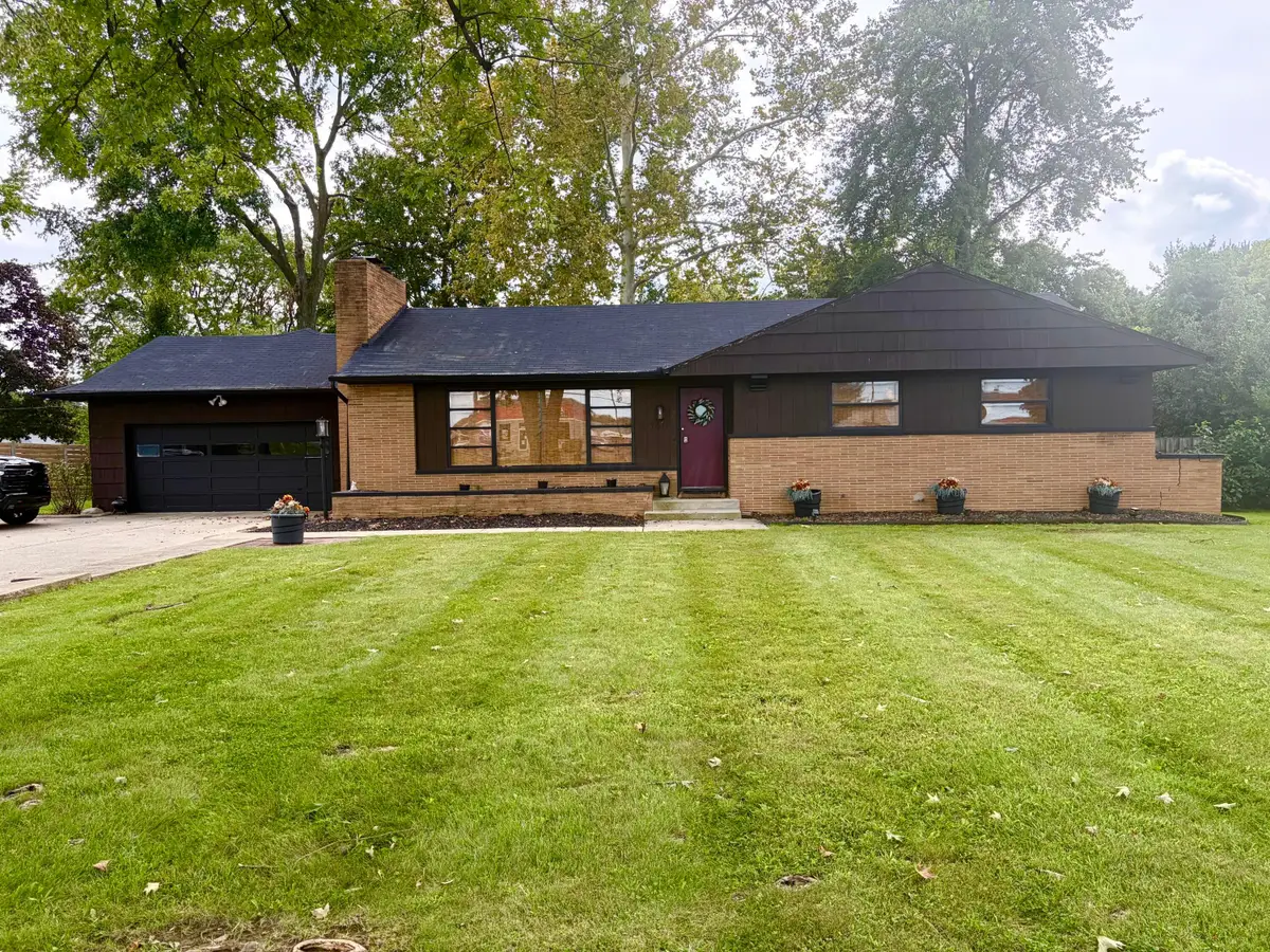2611 Bethel Road, Columbus, OH 43220 - #1
