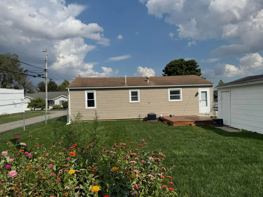 321 Ely Street, Washington Court House, OH 43160 - #2