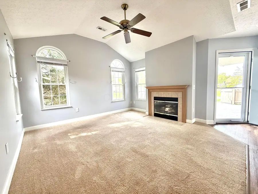 2388 Willowside Lane, Grove City, OH 43123 - #3