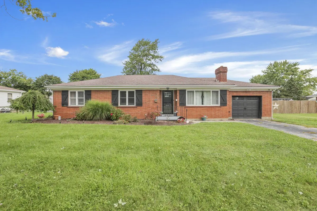 267 E High Street, London, OH 43140 - #1