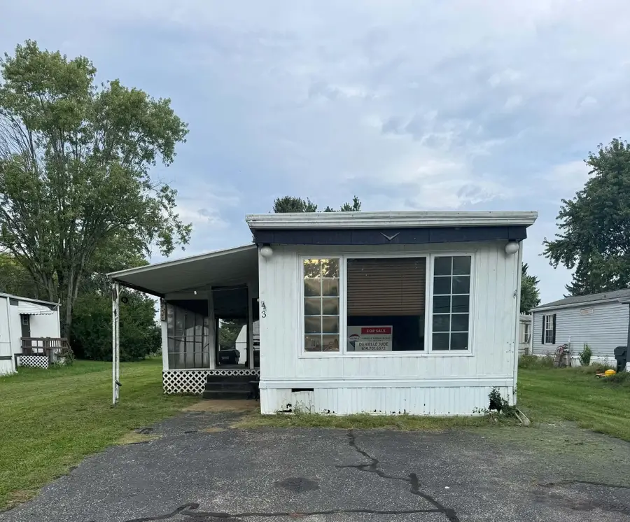 43 Skyline Drive, Ashville, OH 43103 - #2