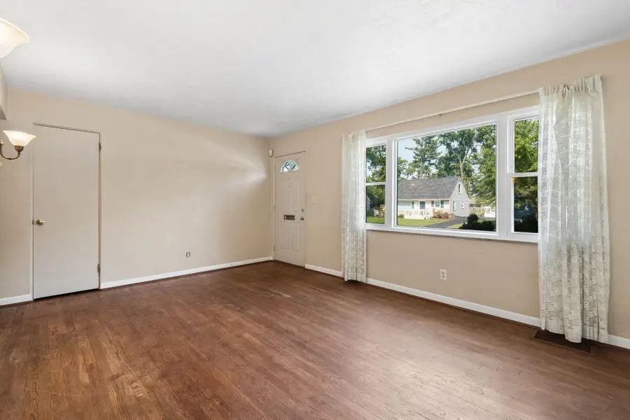 2537 Shrewsbury Road, Columbus, OH 43221 - #3