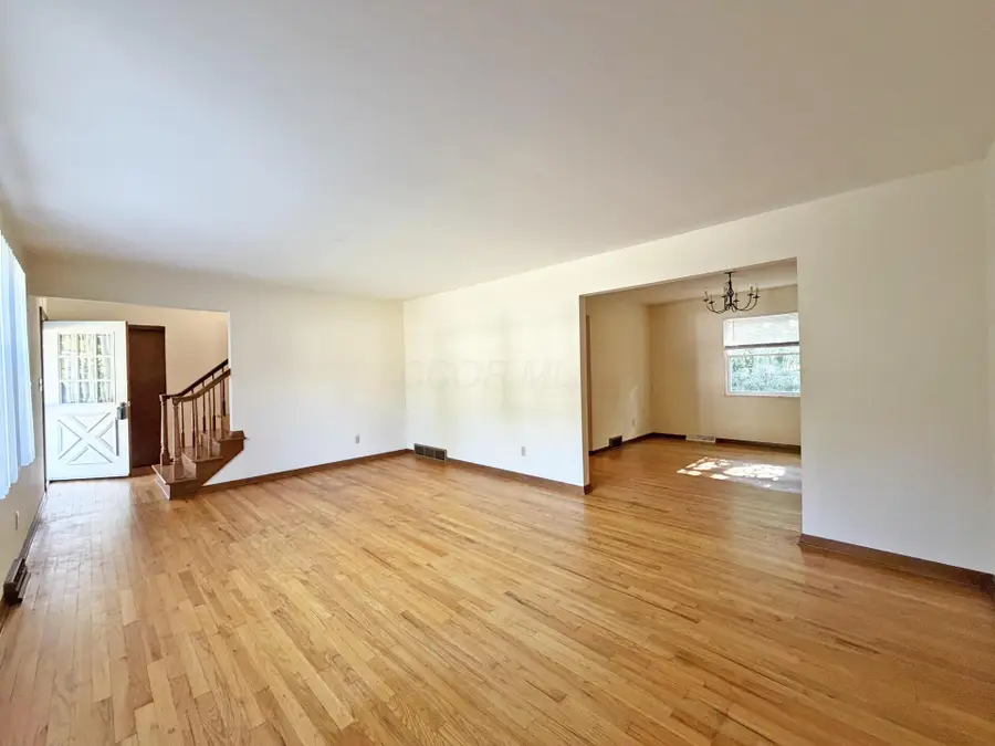 677 Timberlake Drive, Westerville, OH 43081 - #3