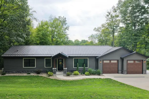 2630 Constance Drive, Millersburg, OH 44654