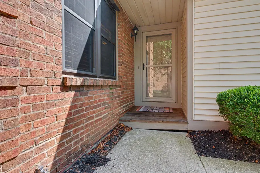 1164 Cambridge Way, Pickerington, OH 43147 - #3
