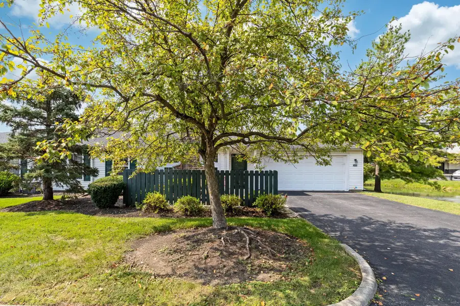 2499 Crystal Springs Drive, Hilliard, OH 43026 - #2
