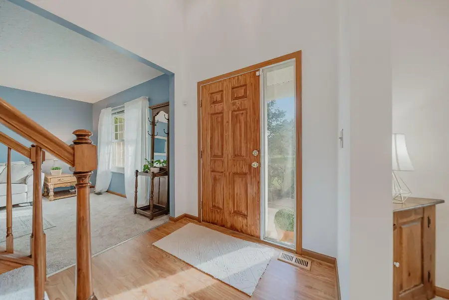 106 Wyckshire Drive, Pataskala, OH 43062 - #2