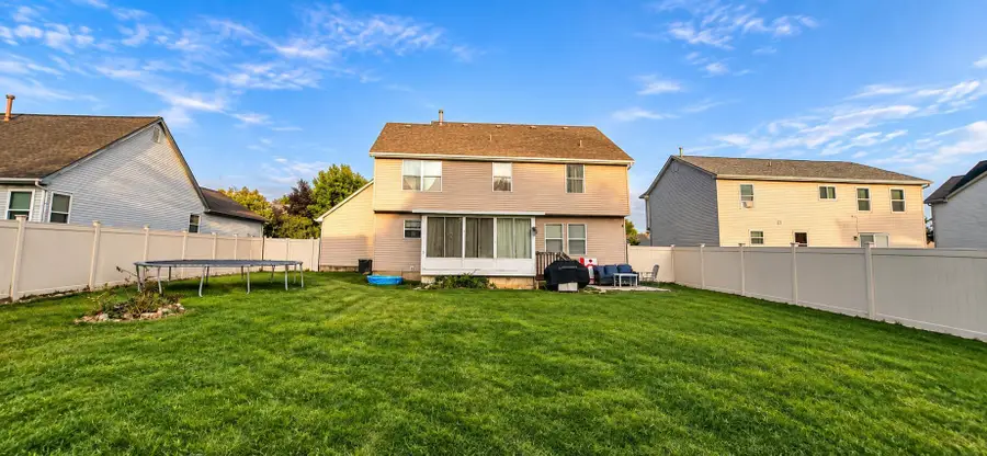 4615 Windrow Drive, Grove City, OH 43123 - #2