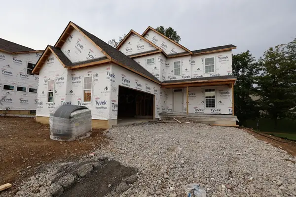 431 Pioneer Way, Pataskala, OH 43062
