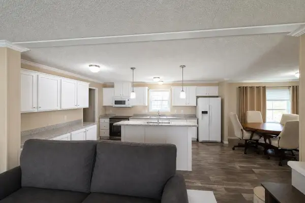 2245 Columbus-lancaster Road Nw, Lancaster, OH 43130