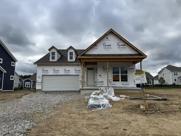 408 Fannin Drive, Pataskala, OH 43062