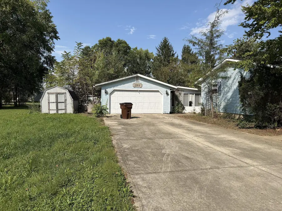 314 Station Street E, Ashville, OH 43103 - #2