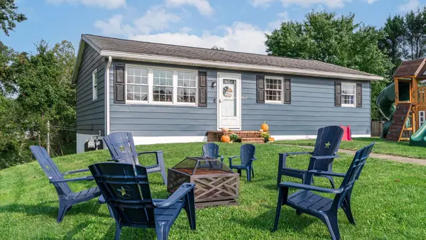 5541 Ridgewood Drive, Cambridge, OH 43725