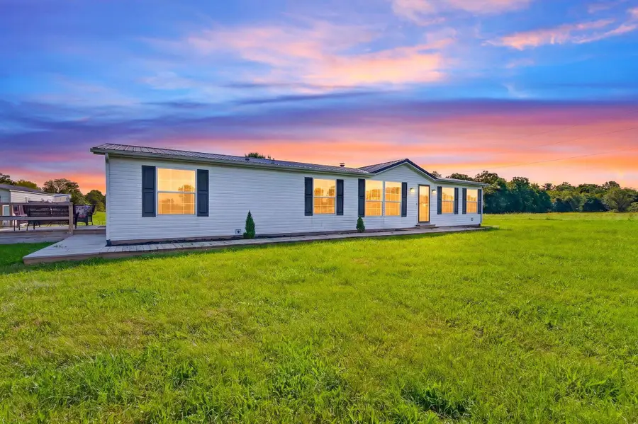 3840 Church Hill Road, Zanesville, OH 43701 - #2