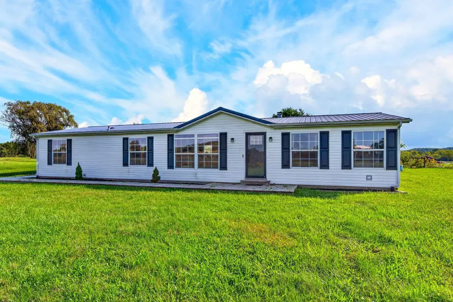 3840 Church Hill Road, Zanesville, OH 43701 - #3