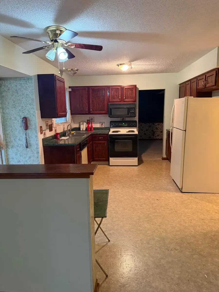 5025 Springdale Boulevard, Hilliard, OH 43026 - #3