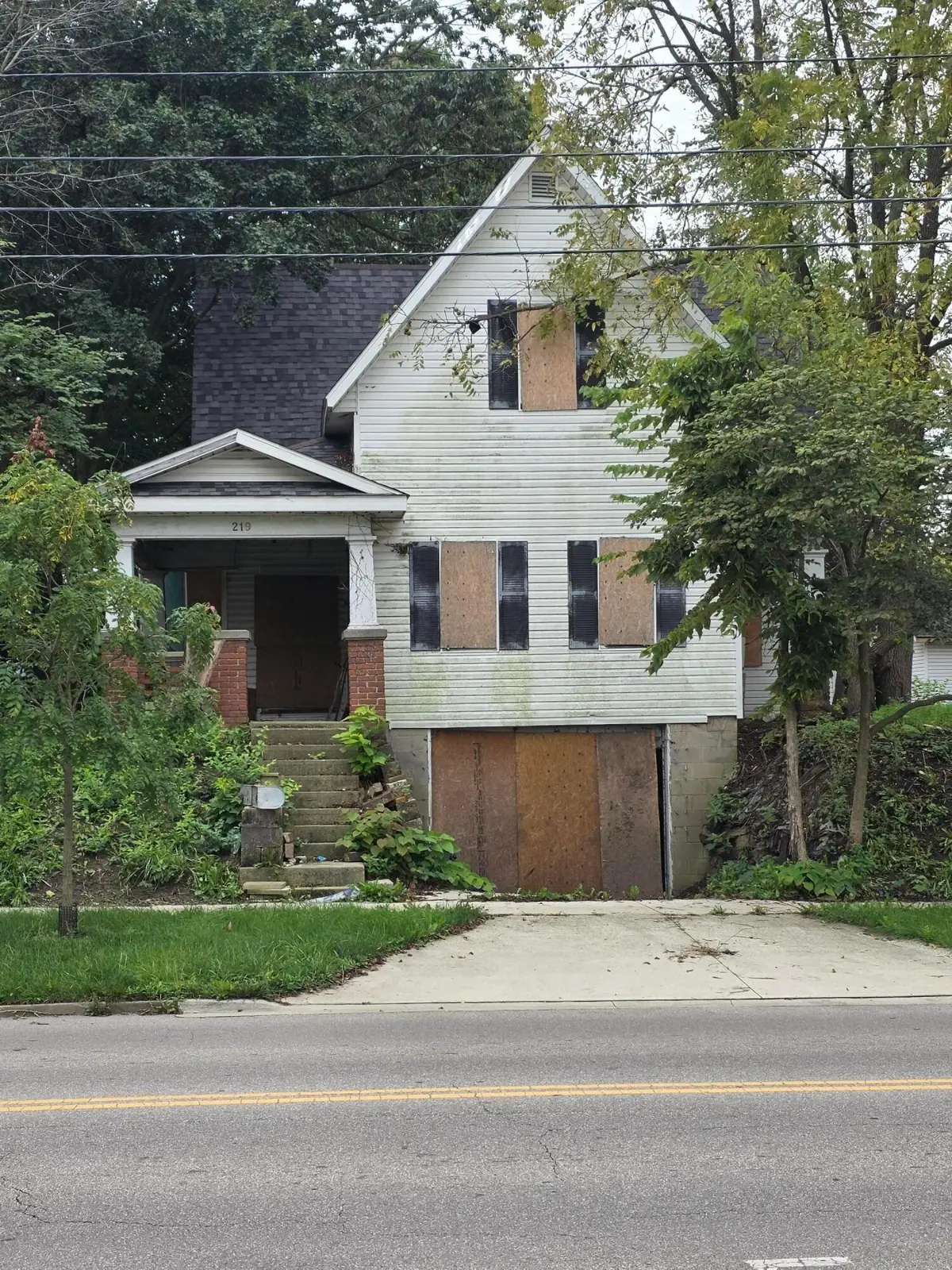 219 E 6th Street, Marysville, OH 43040 - #1