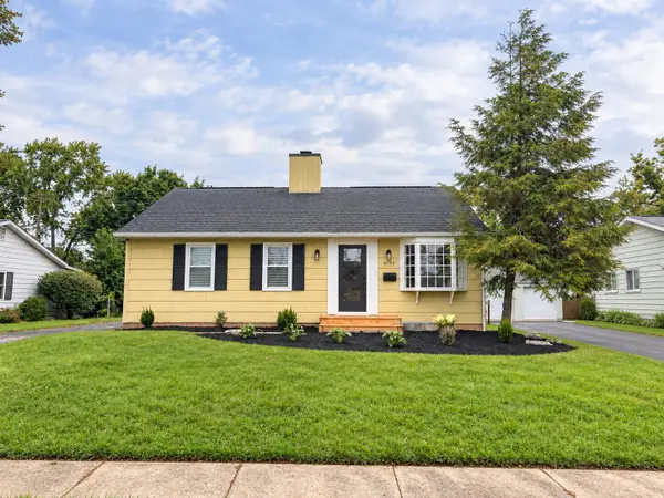 4794 Hillcrest Street N, Hilliard, OH 43026