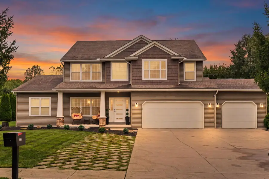 556 Kasons Way, Columbus, OH 43230 - #2