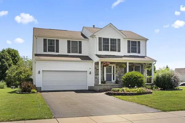 3194 Sitka Spruce Drive, Grove City, OH 43123