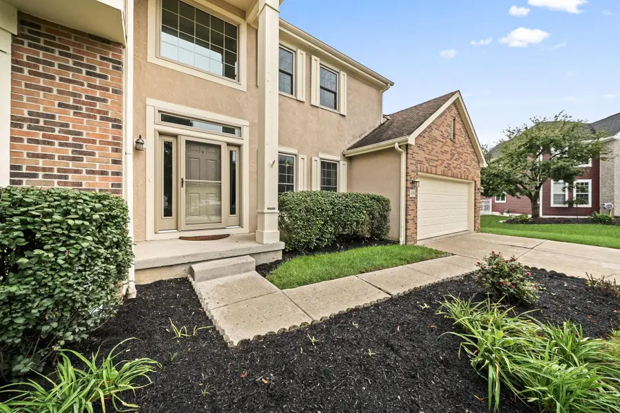 4764 Glencross Court, Grove City, OH 43123 - #3