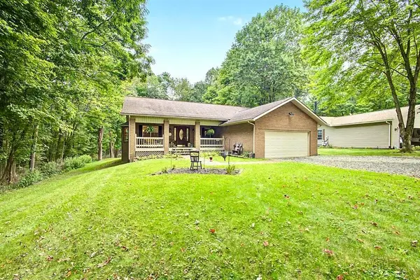 712 Crestrose Circle, Howard, OH 43028