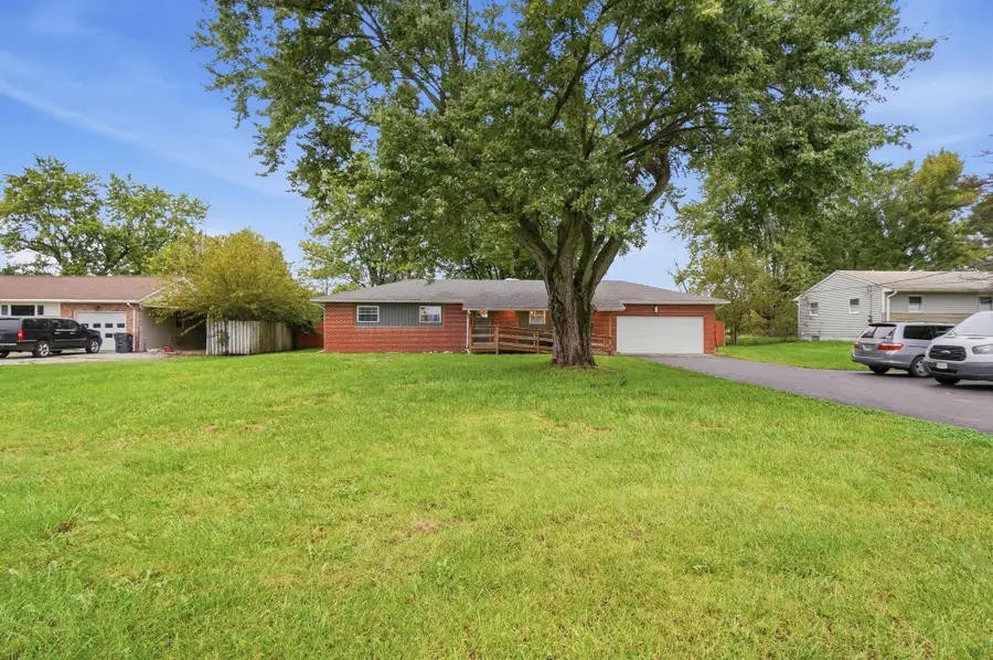6373 Hoover Road, Grove City, OH 43123 - #2
