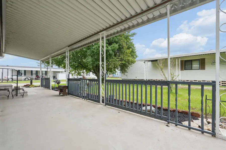 709 Youn-kin Parkway S, Columbus, OH 43207 - #2