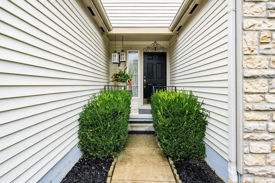 1851 Winding Hollow Drive, Grove City, OH 43123 - #2