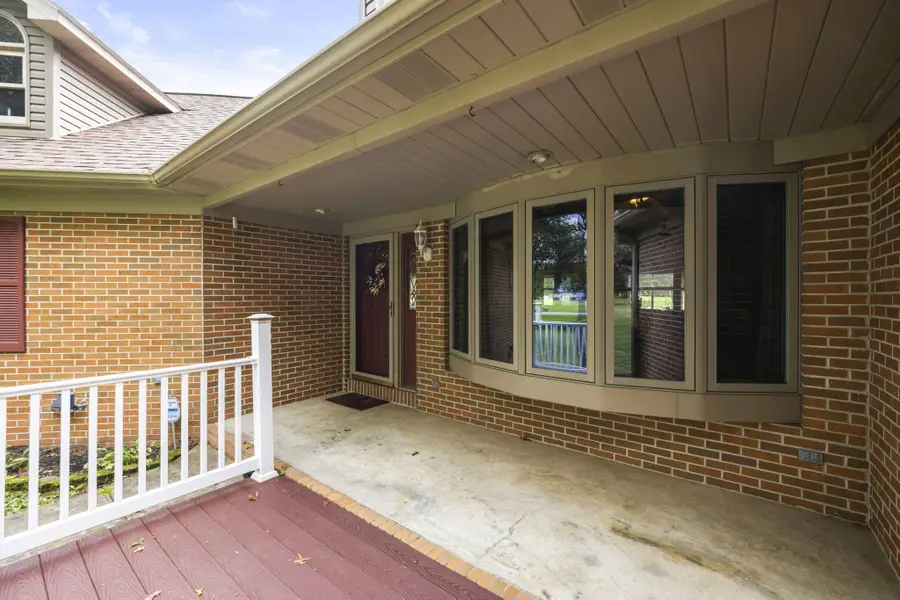 91 Canyon Villa Drive, Hebron, OH 43025 - #2