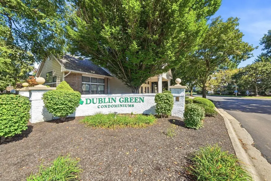 6735 Meadow Creek Drive, Columbus, OH 43235 - #2