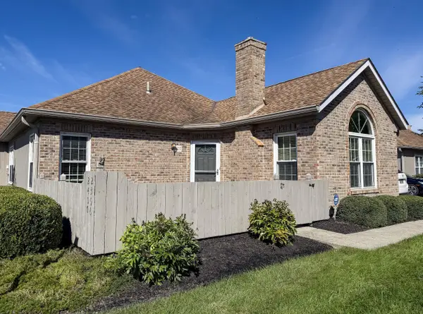 2400 Willowside Lane, Grove City, OH 43123