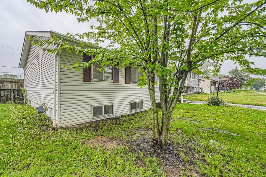 1833 Brookfield Road, Columbus, OH 43229 - #2