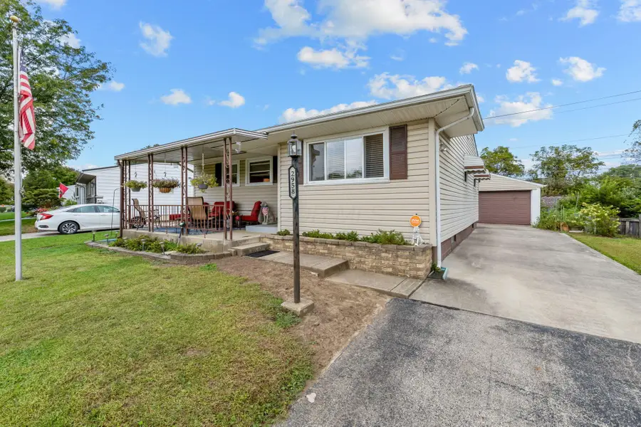 2958 Westmoor Drive, Columbus, OH 43204 - #2