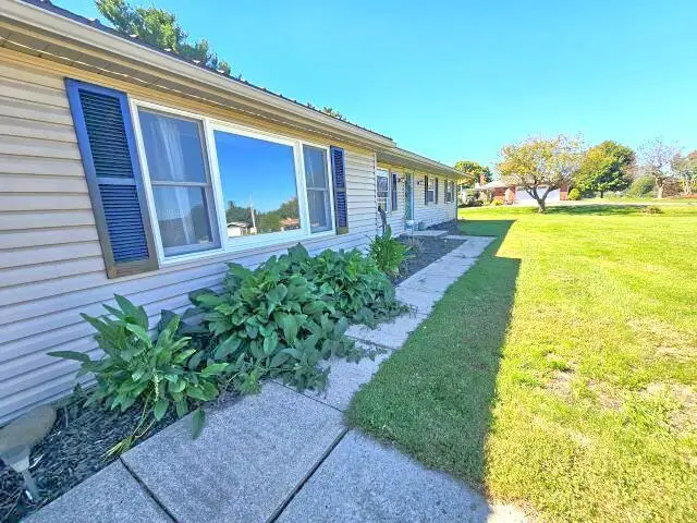 263 W Main Street, Lexington, OH 44904 - #2