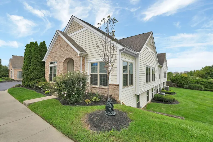 5597 Haydens Reserve Way, Hilliard, OH 43026 - #3