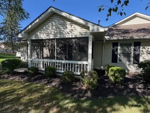 8647 Victoria Meadow Lane, Reynoldsburg, OH 43068 - #2