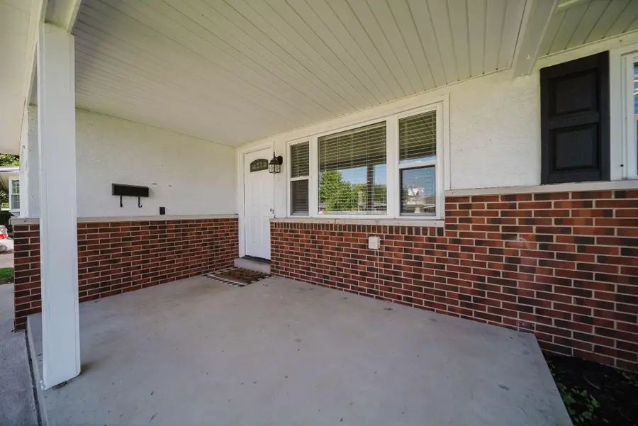 2699 Eugene Avenue, Grove City, OH 43123 - #3